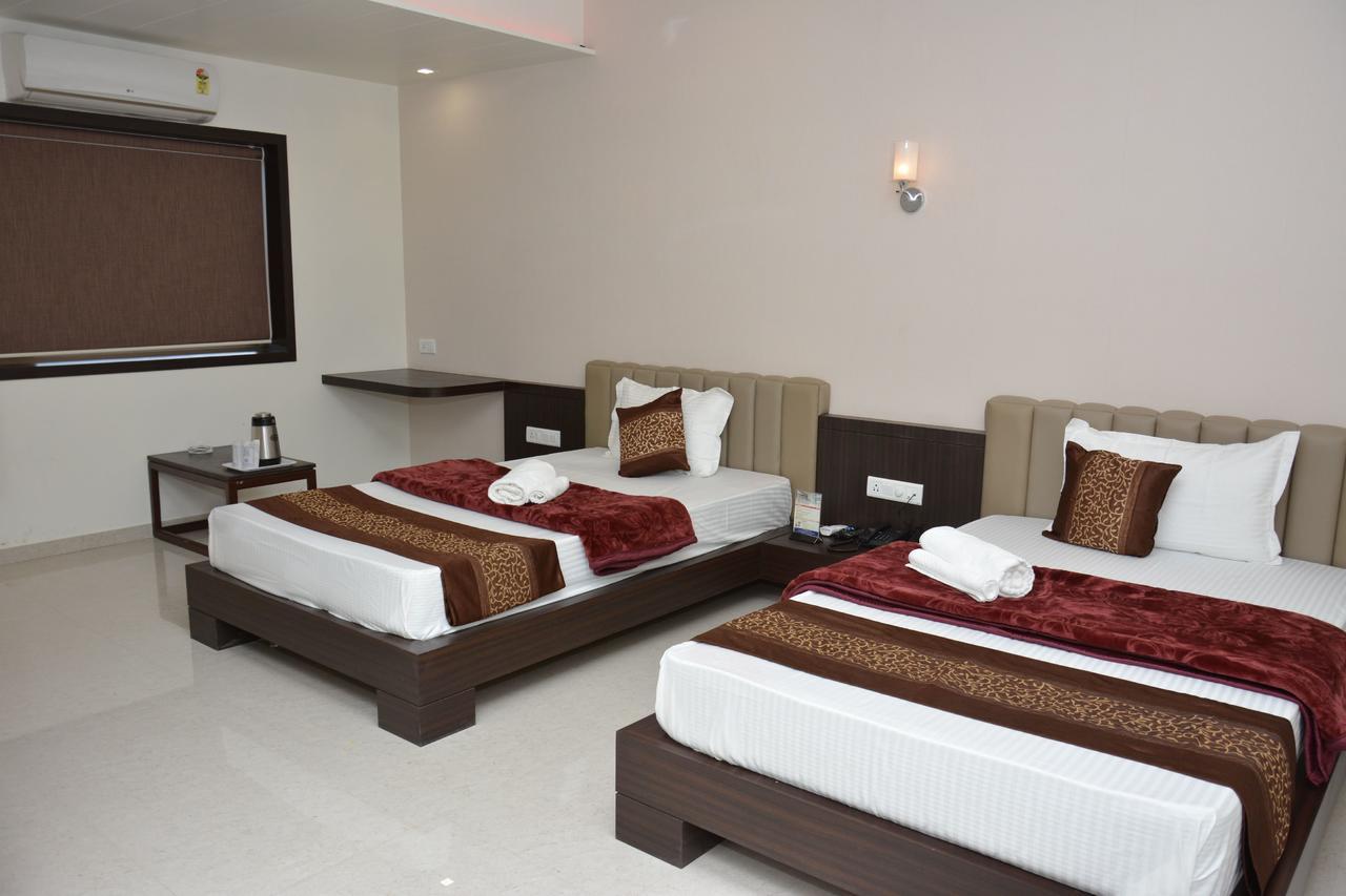 Rājula Hotel Darshan מראה חיצוני תמונה